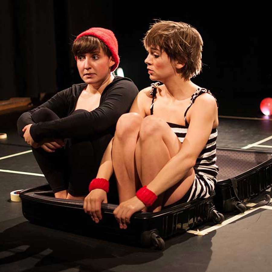 Theater-Nuu.jpg