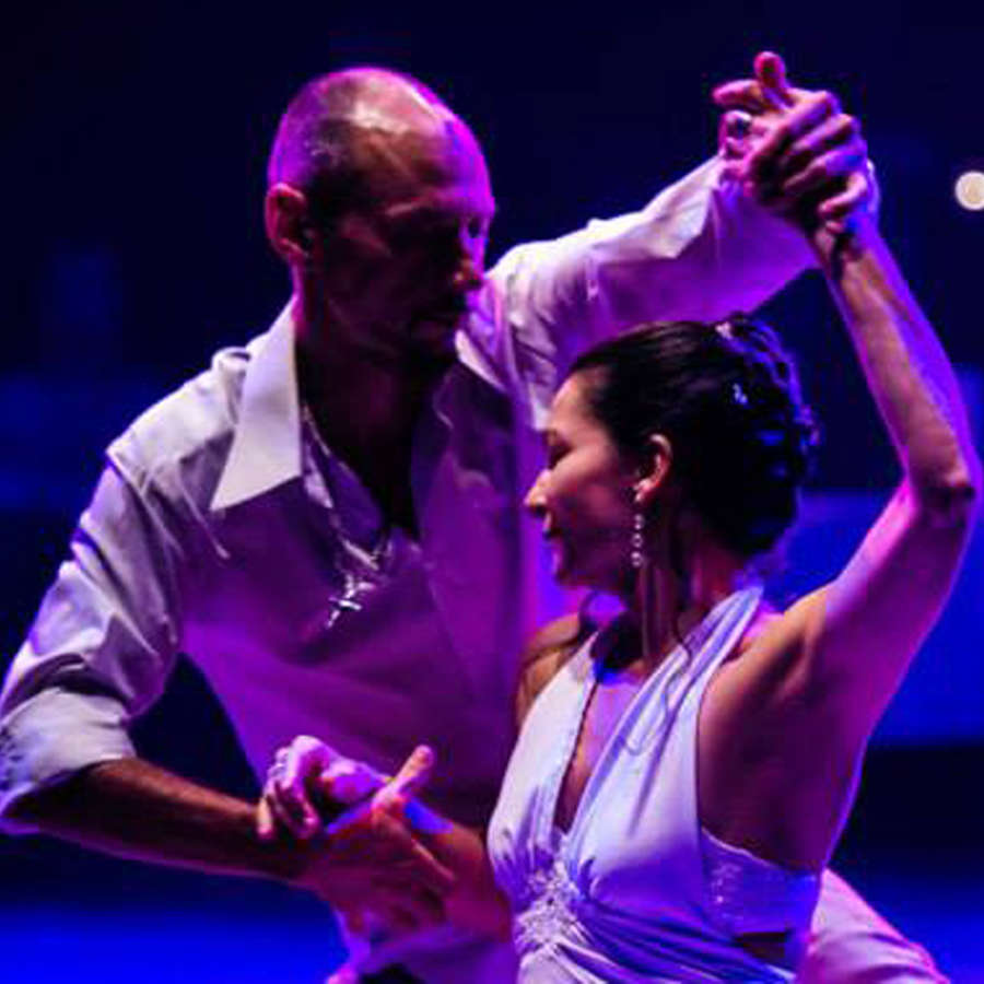 tango en punta v Ishka michocka 2014.jpg