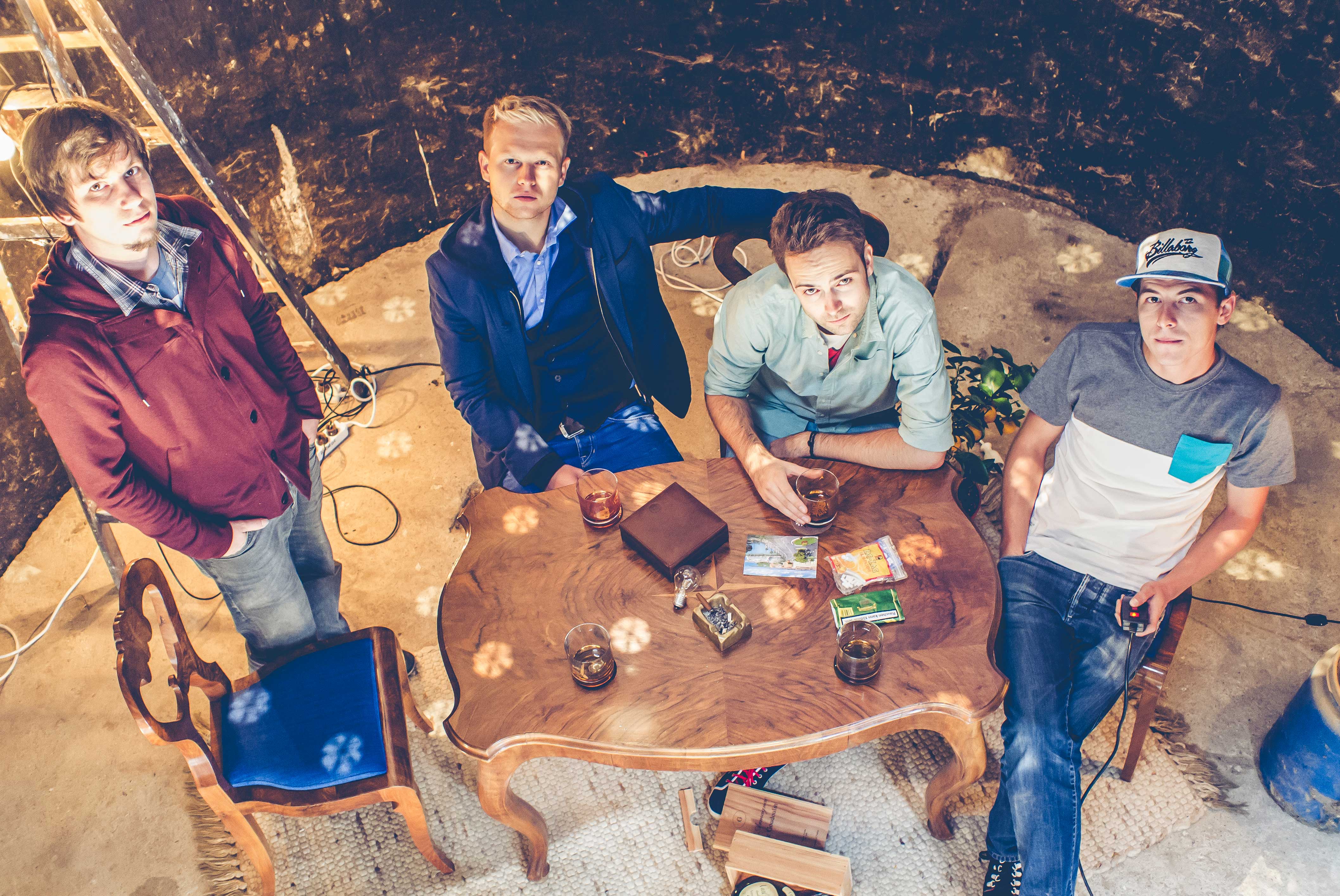 LANIA Déjà Vu & HI5