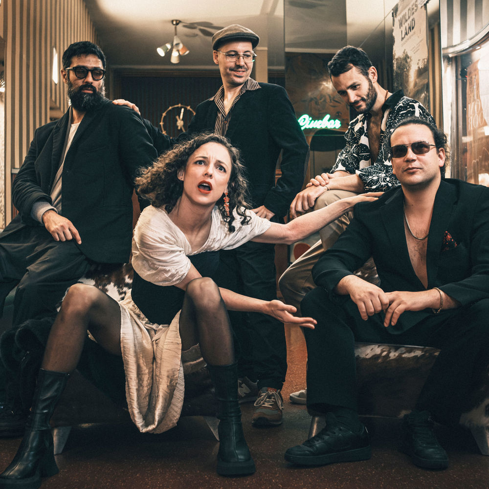 Spitting Ibex 2 (C) Manuel Pitsch.Jpg