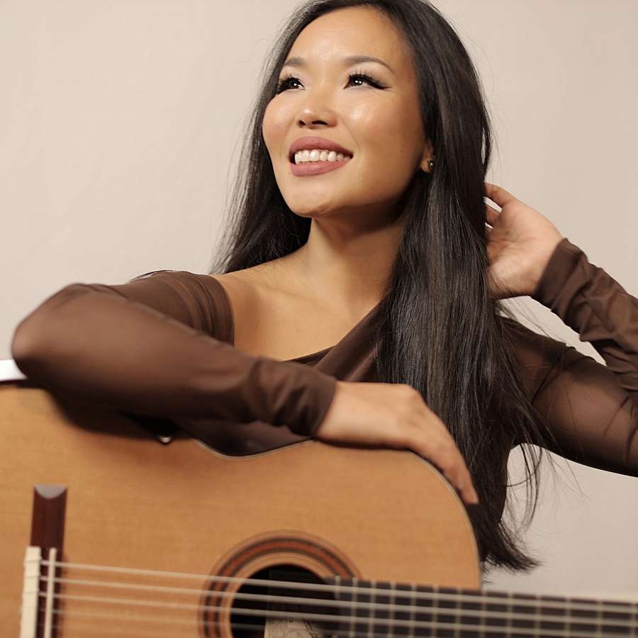 Thu Le