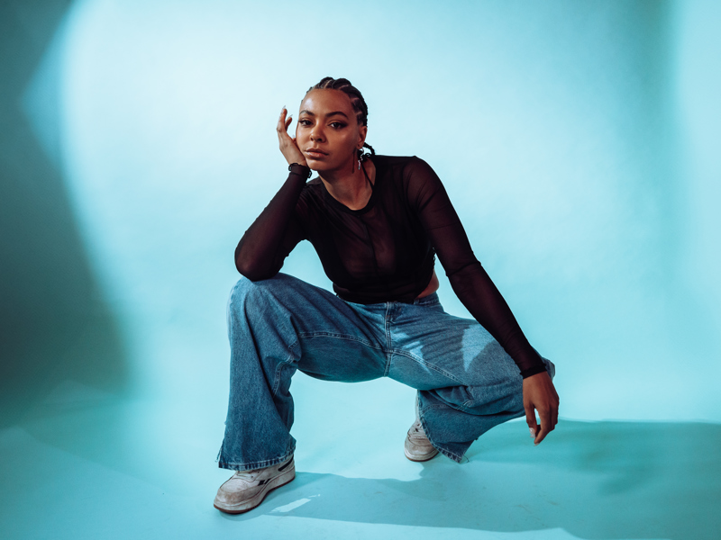 NENDA4 Quer (C)Suna.Films