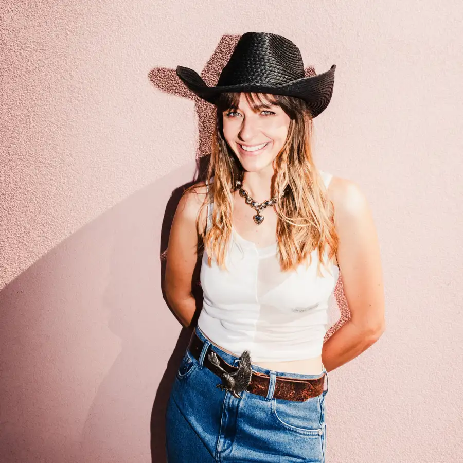 PIERRE CISEAUX Press Pic ┬® Mala Kolumna (Colour) 01